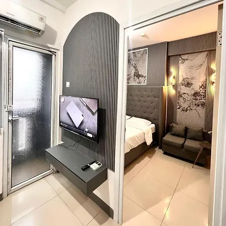 Apartement Green Pramuka Square 2Br Deluxeroom
